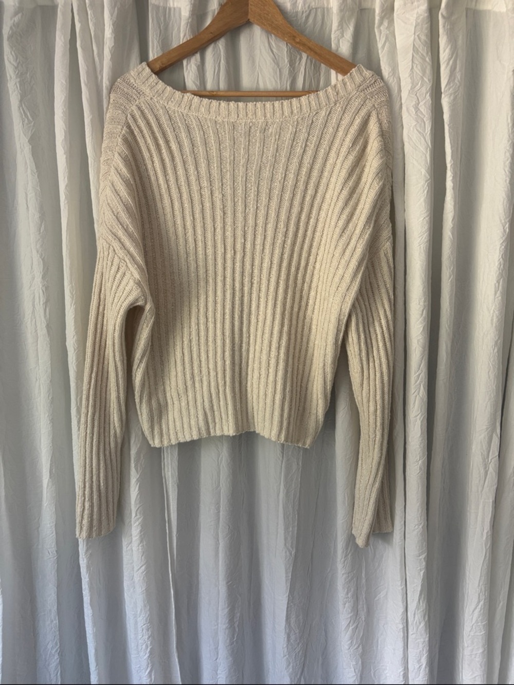 American Eagle Outfitters Beige Ribbed V‑Neck Button Cardigan - Picture 6 of 9